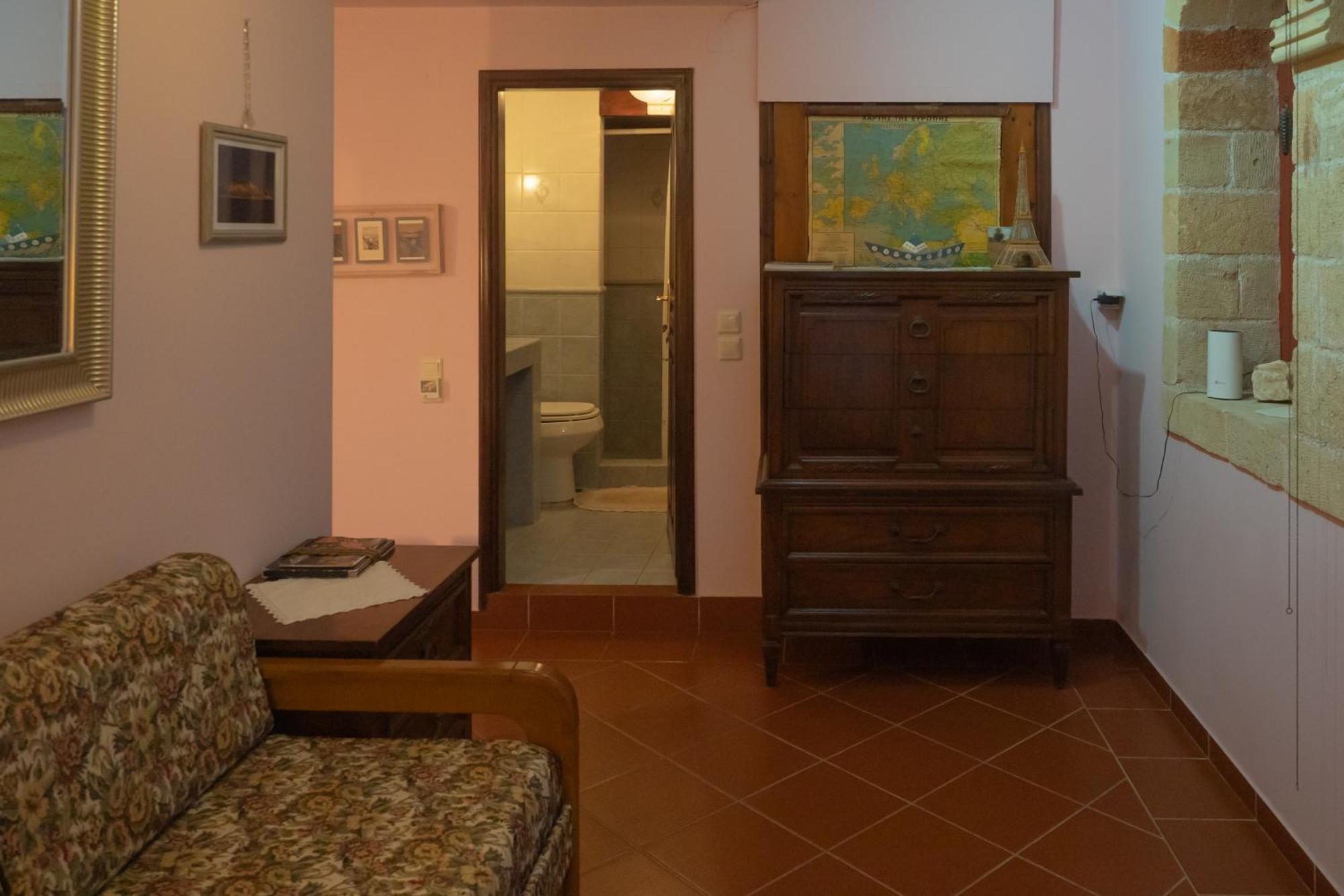 Private Art Studio 50M From Sea Monemvasía Esterno foto